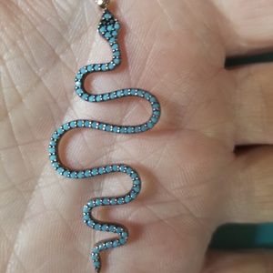 Fun turquoise snake necklace